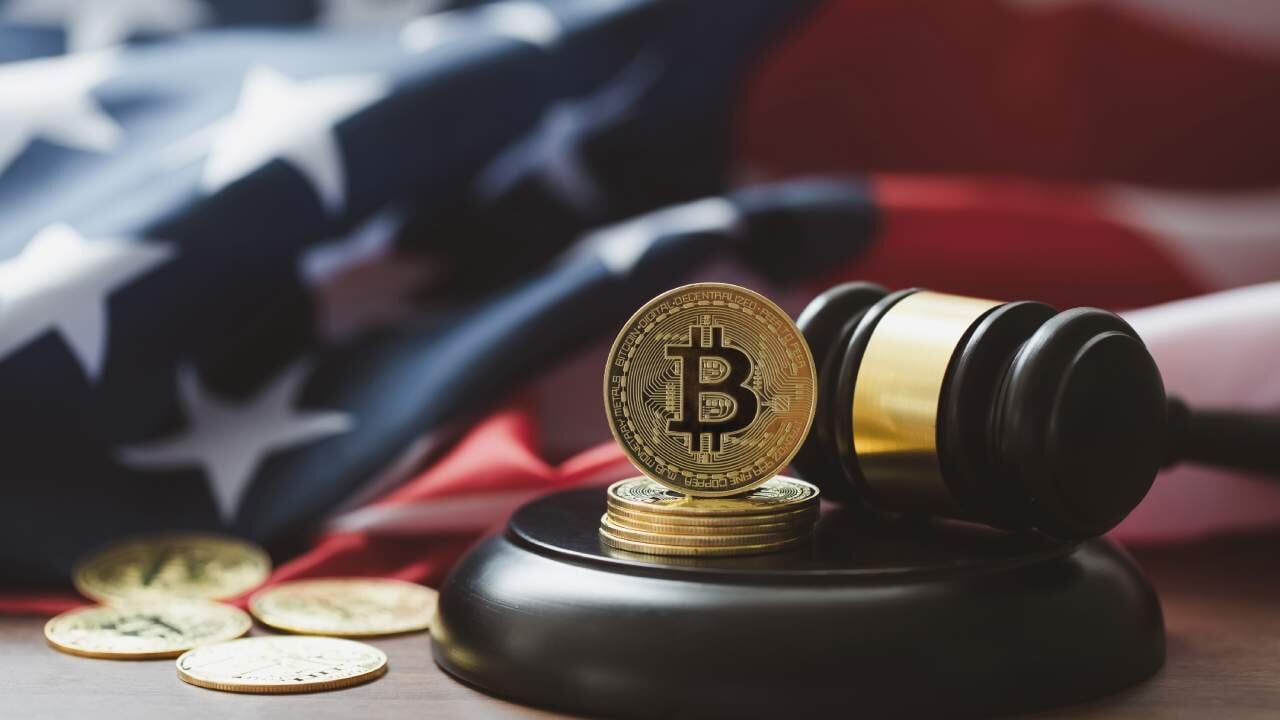 Amerikanske staters Bitcoin-reserveplaner ramt af bump, da flere regninger blev afvist.