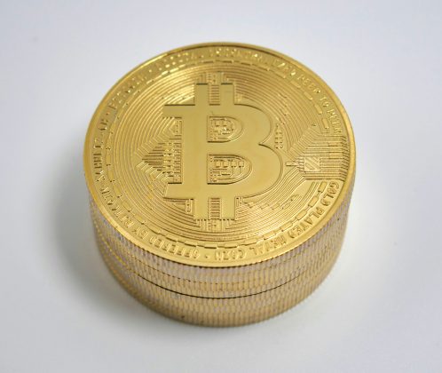 Bitcoin øjner rally tilbage til den evige høje, men nøgleniveauet skal holdes for at bryde ud.