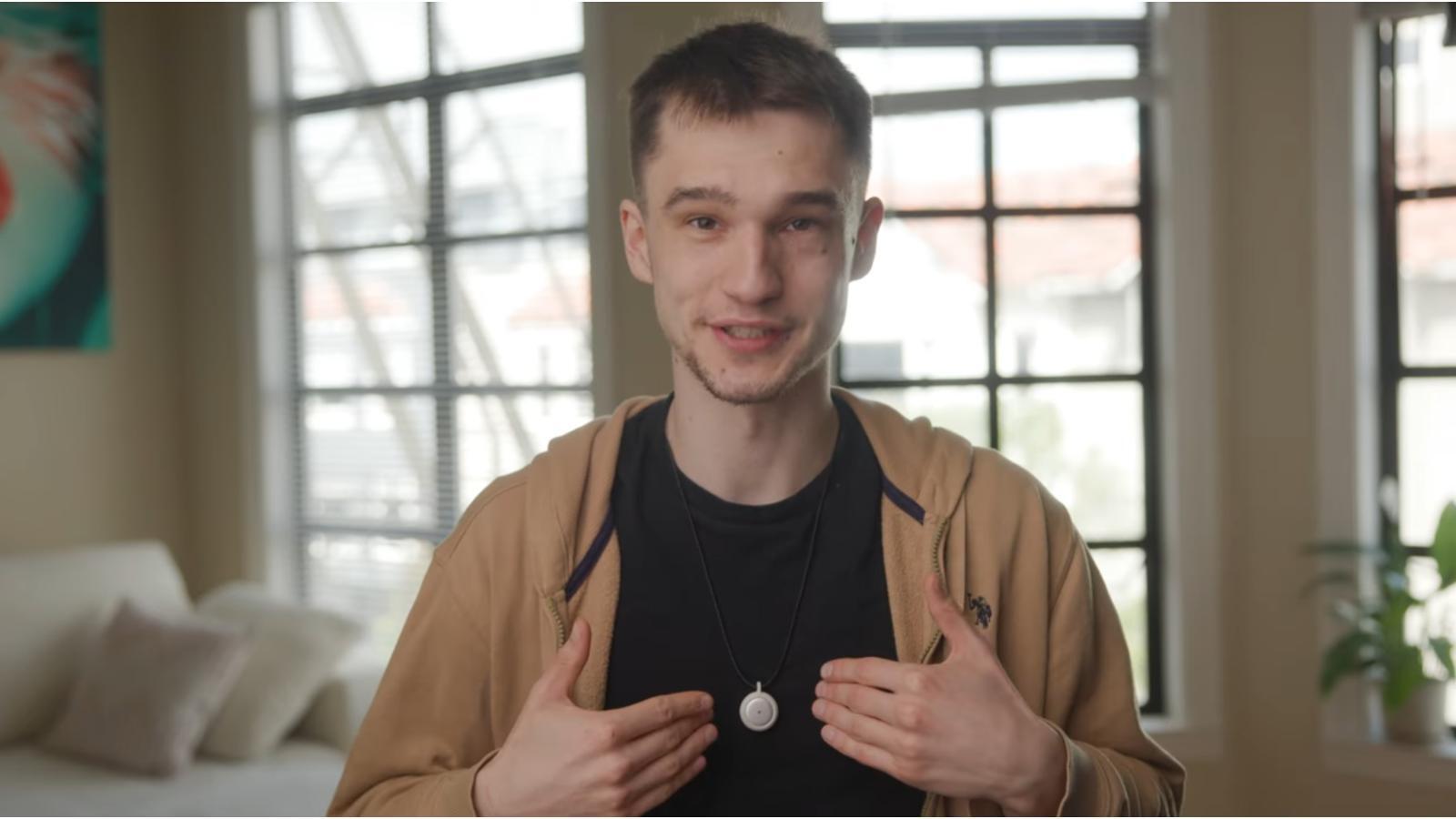 Det $89 OmiGPT sigter mod at være et klogere AI-bærbart produkt.