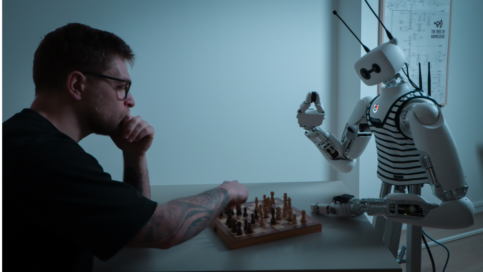 Nu på tilbud til $70.000: Verdens første fabriksklarlavede åbne open-source humandroide robot