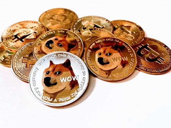 Dogecoin-pris kæmper med $0.15: Maskinlæringsalgoritme afslører, hvad der venter resten af april