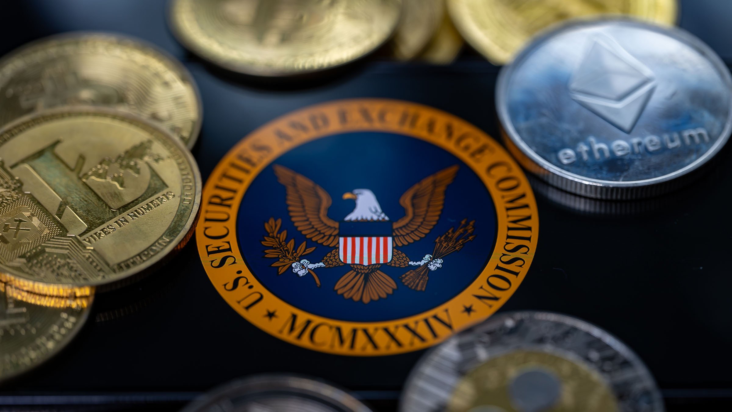 SEC sagsøger kryptoexecutive over påstået $198 millioner svindelplan.