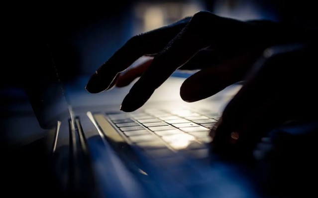 Crypto Con rammer højt kontoret: Ministerens X-konto blev hacket