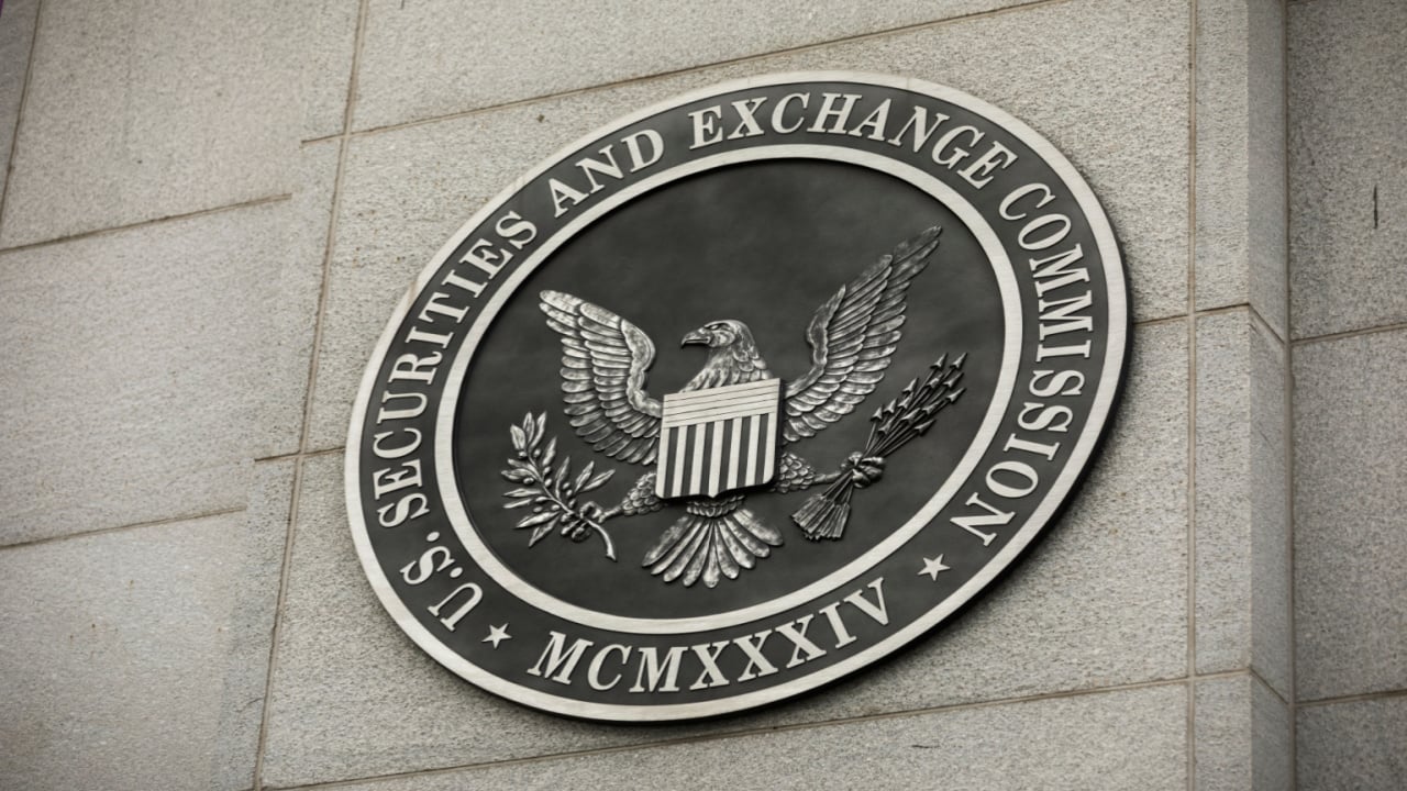 SEC udsætter beslutningen om Staking-forslag til Grayscale Ethereum ETF'er