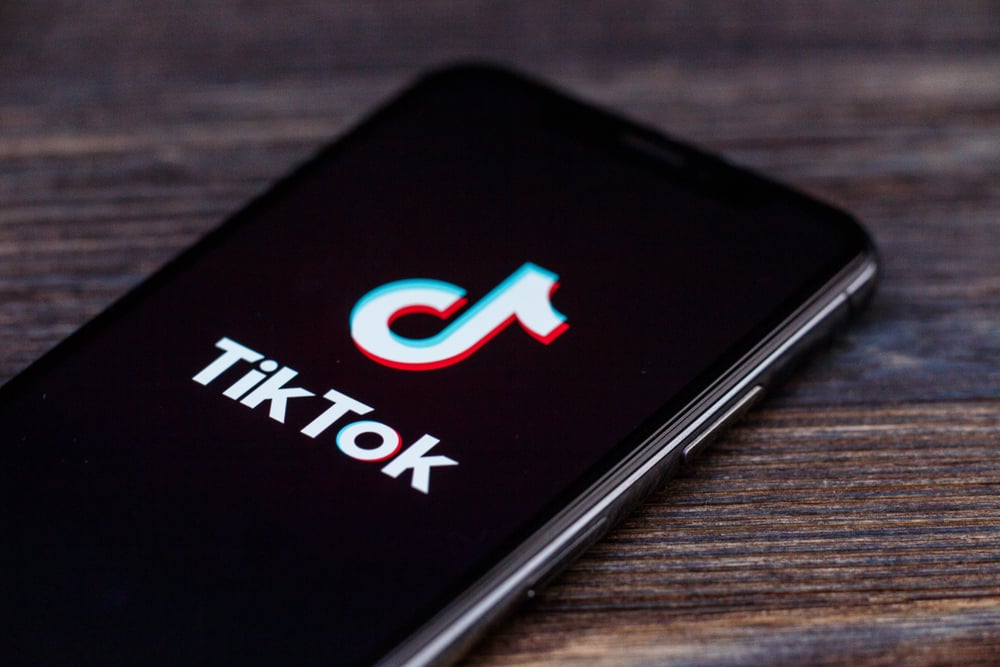 OnlyFans 'grundlægger's nye opstart og Hbar Foundation indgiver bud på TikTok.