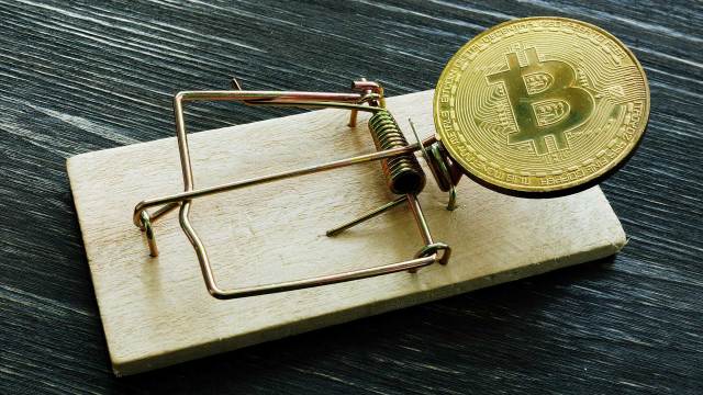 Bitcoin Bandits Busted: Justitsministeriet rejser sigtelser mod 12 i $263 millioner cyberkup.