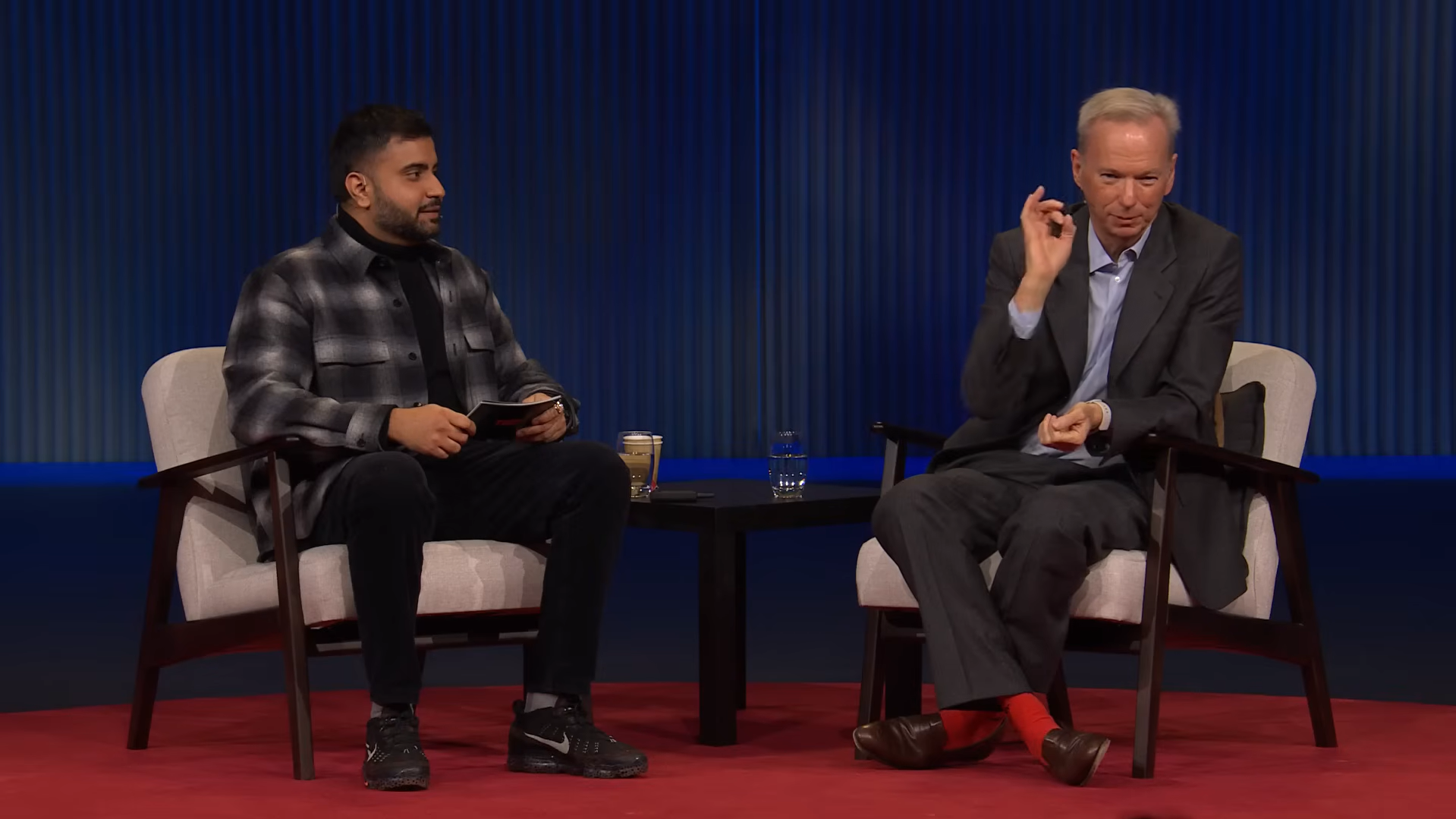 AI's Skjulte Kraft: Tidligere Google CEO siger, at vi alle misser pointen