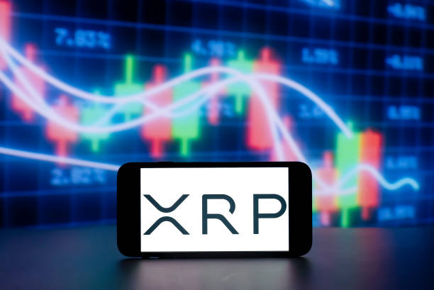 XRP-analytiker fremhæver ultimative mål og salgsstrategi, mens XRP-prisen rebounder.