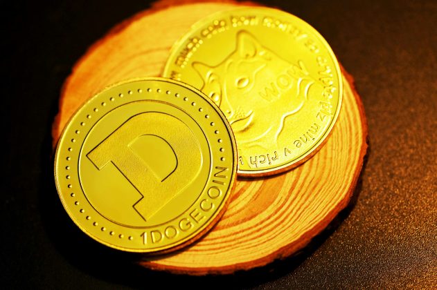 Dogecoin bevæger sig ind i efterspørgselszone efter 10% fald - Er der en vending på vej?