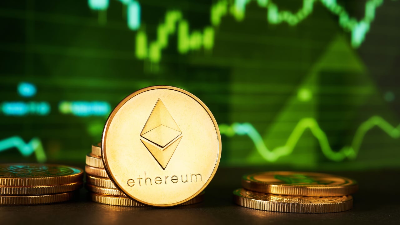 Hvorfor slår Ethereum Bitcoin med eksplosive gevinster?